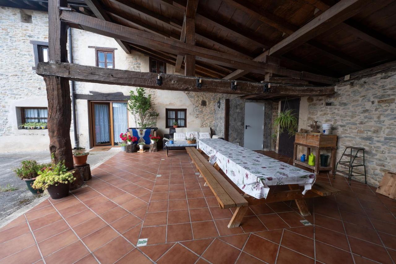 Villa Mujika Etxea Manurga Exterior foto